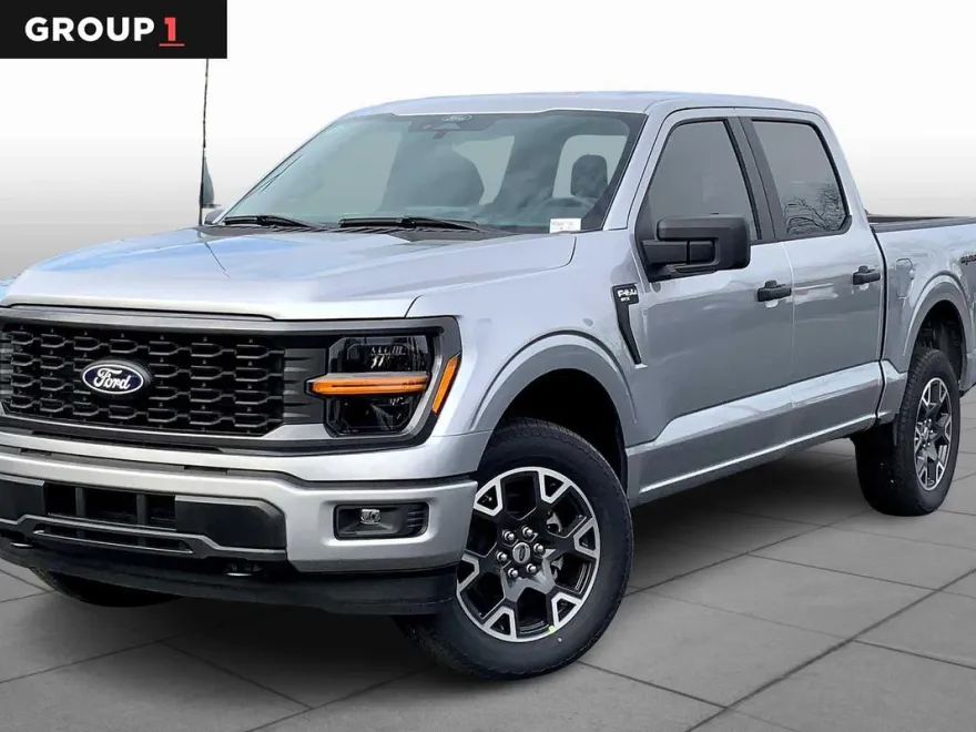 2025 Ford F-150 STX photo 1