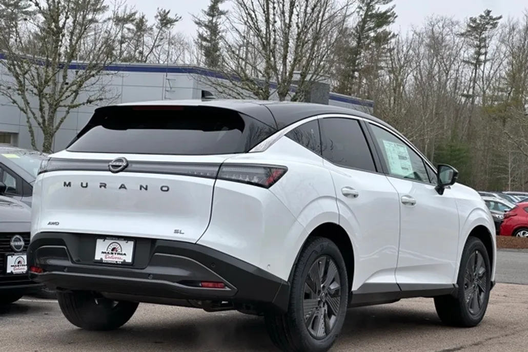 2025 Nissan Murano SL photo 1