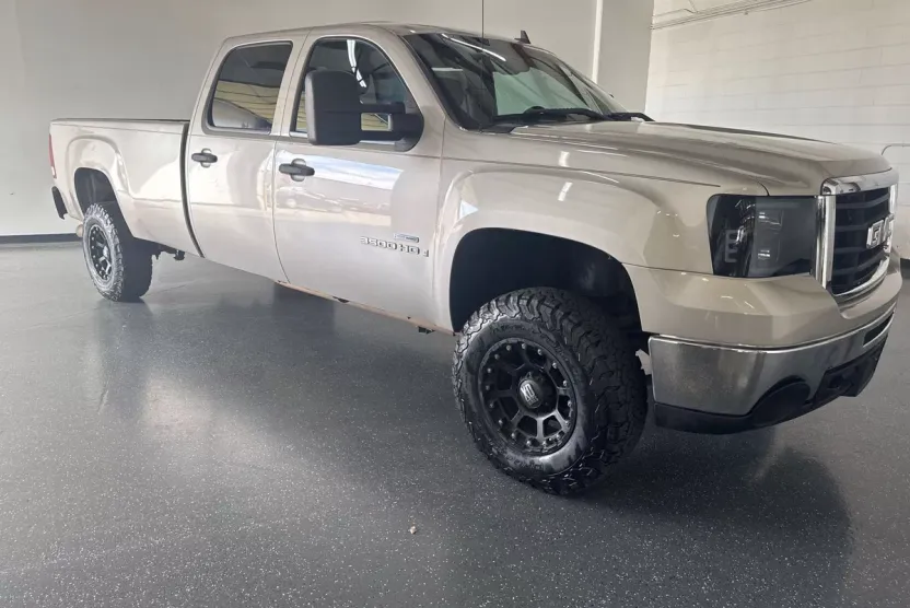 2008 Gmc Sierra SLT photo 1