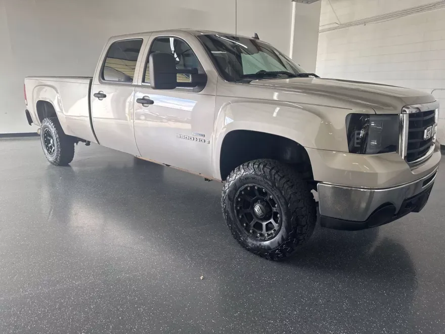 2008 Gmc Sierra SLT photo 1