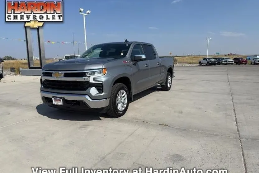 2023 Chevrolet Silverado 1500 LT photo 1
