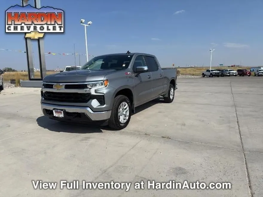 2023 Chevrolet Silverado 1500 LT photo 1