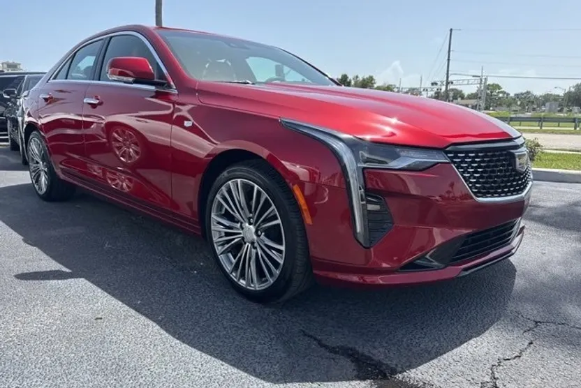 2025 Cadillac CT4 Premium Luxury photo 1