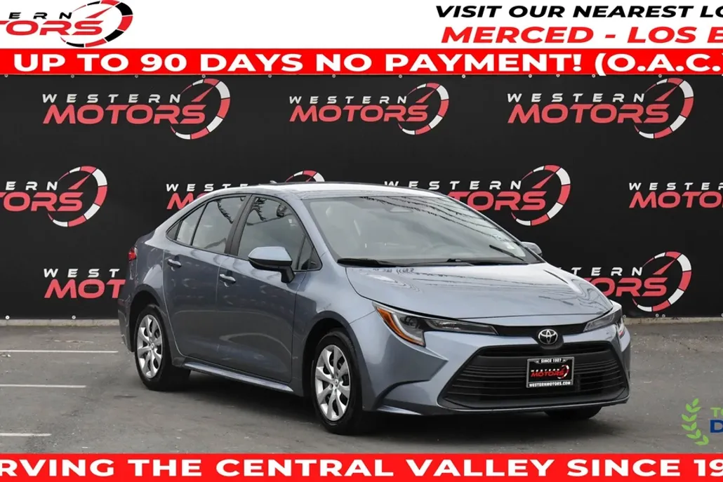 2024 Toyota Corolla LE photo 1