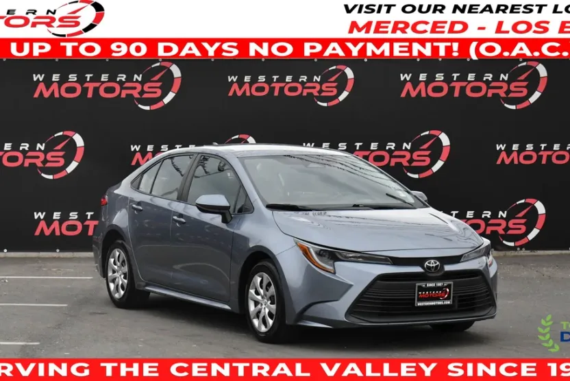2024 Toyota Corolla LE photo 1
