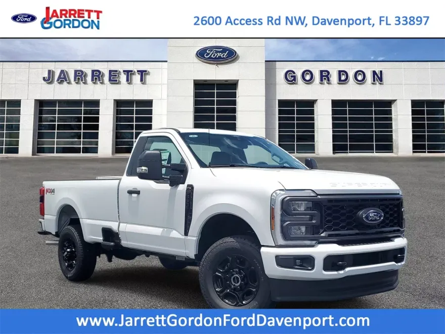 2025 Ford F-350 XL photo 1