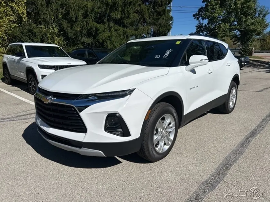 2022 Chevrolet Blazer 2LT photo 1