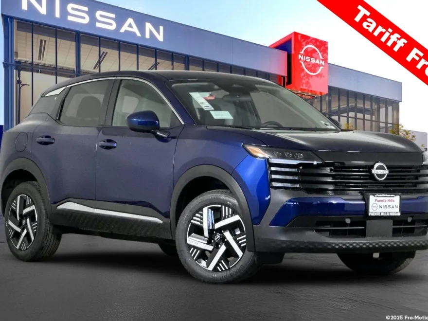 2025 Nissan Kicks SV photo 1
