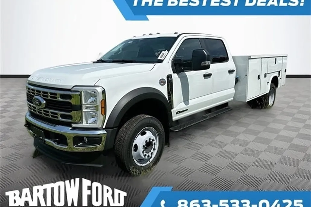 2025 Ford F-550 photo 1