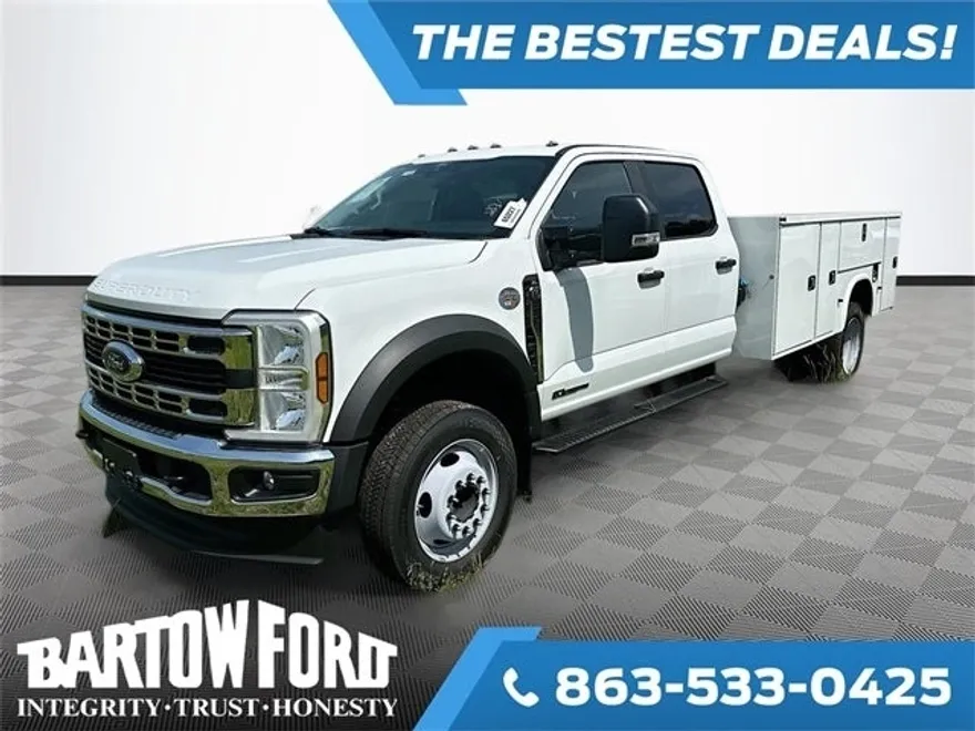 2025 Ford F-550 photo 1