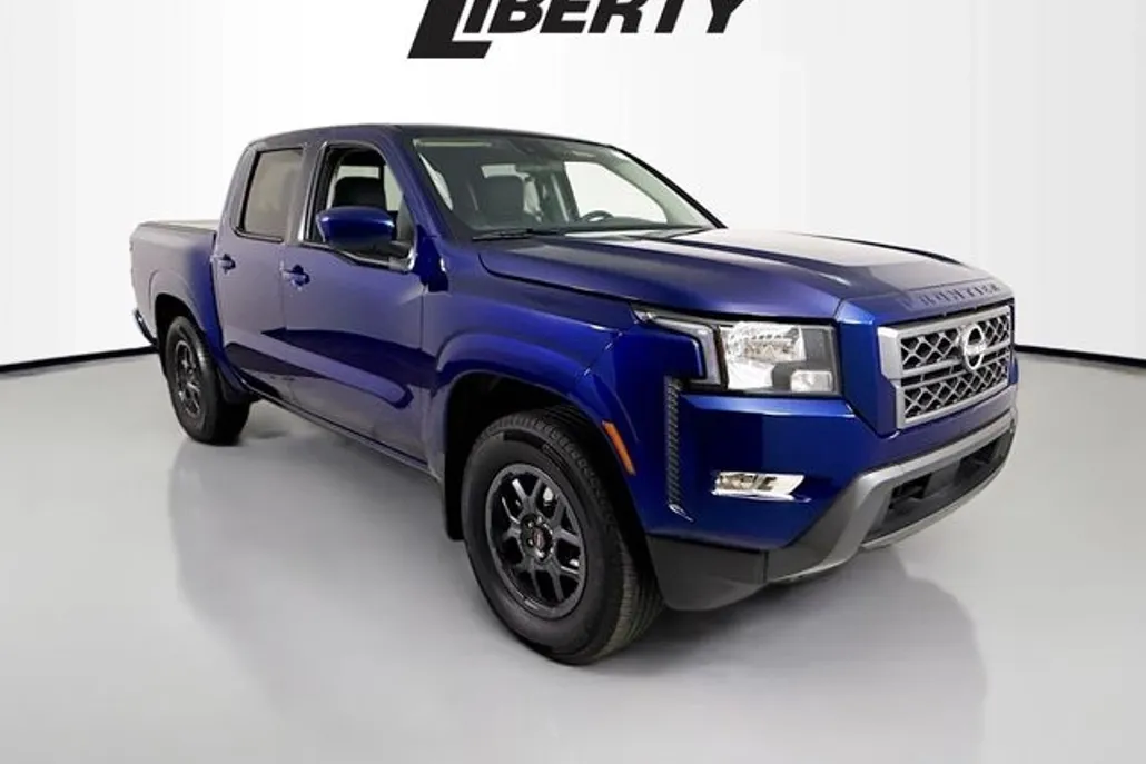 2023 Nissan Frontier SV photo 1