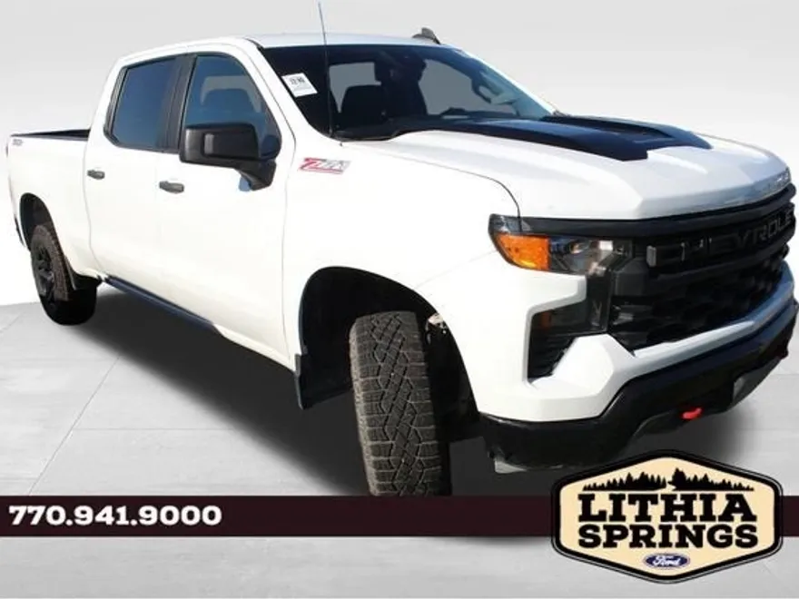 2023 Chevrolet Silverado 1500 Custom Trail Boss photo 1