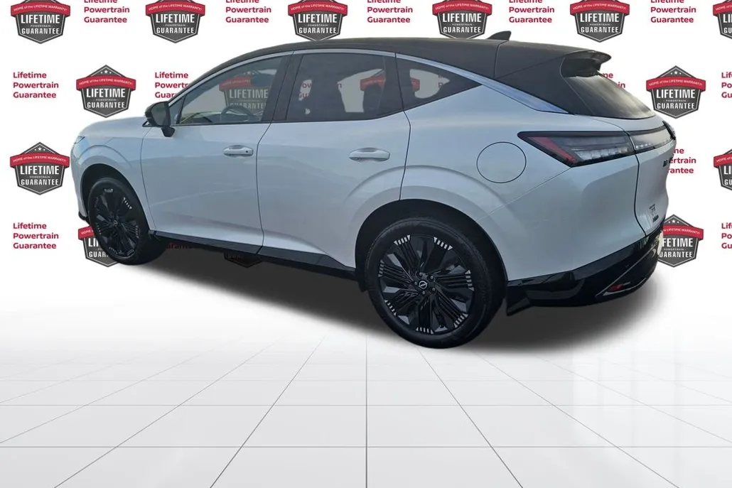 2026 Nissan Murano Platinum photo 1