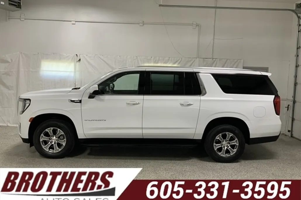2022 Gmc Yukon XL SLE photo 1