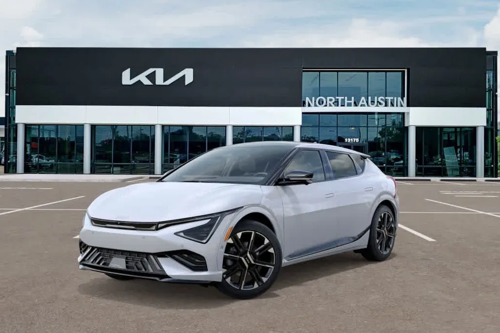 2025 Kia EV6 GT-Line photo 1