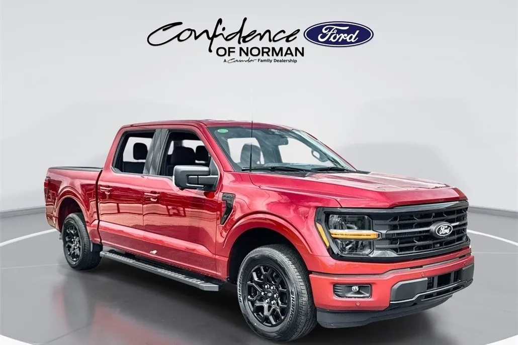 2025 Ford F-150 XLT photo 1