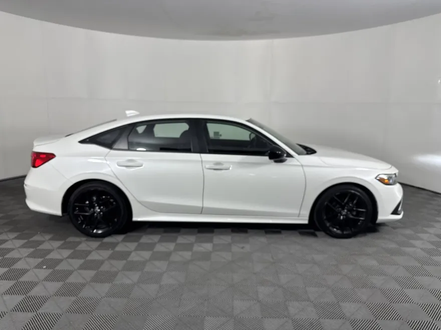 2024 Honda Civic Sport photo 1