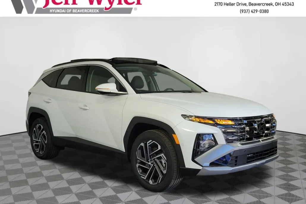 2025 Hyundai Tucson Hybrid Limited photo 1