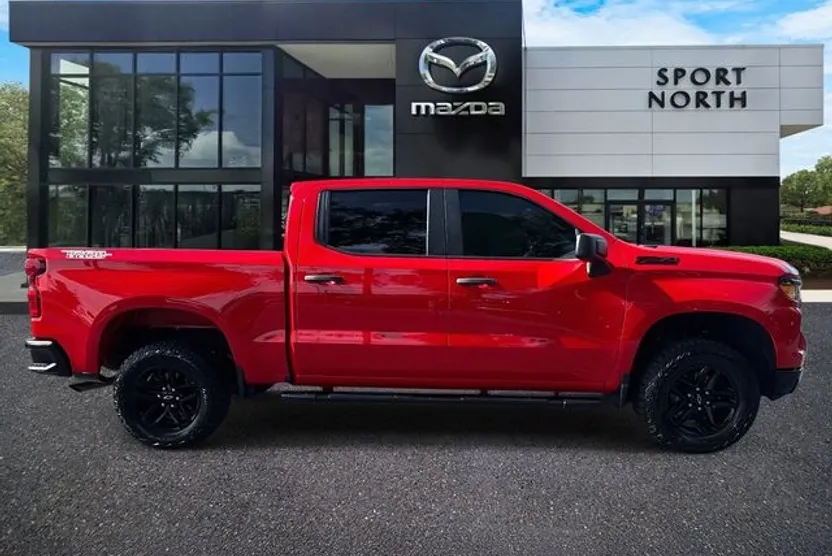 2023 Chevrolet Silverado 1500 Custom Trail Boss photo 1