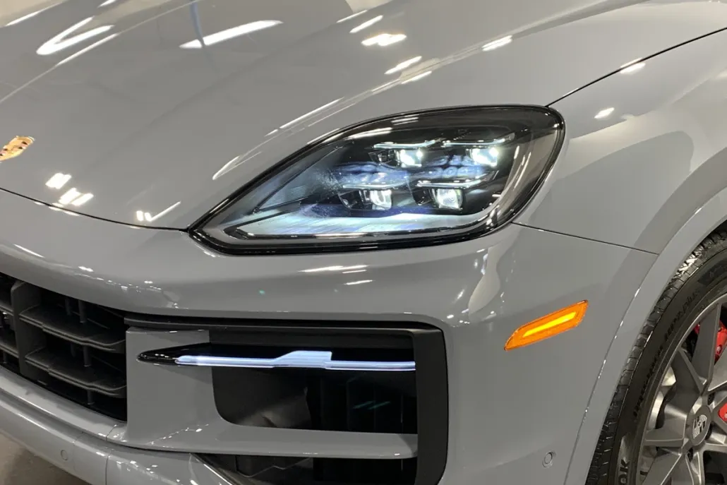 2026 Porsche Cayenne S photo 1