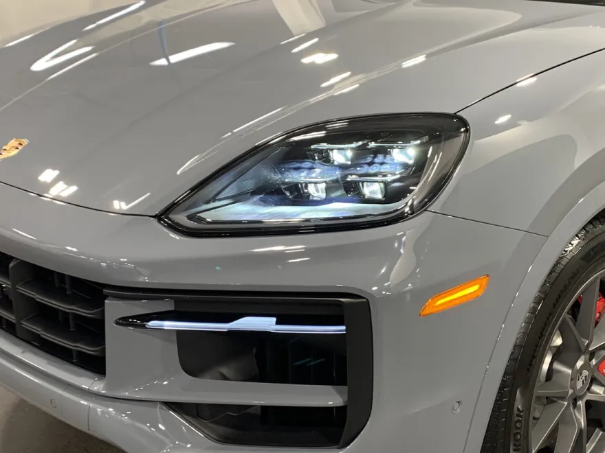 2026 Porsche Cayenne S photo 1