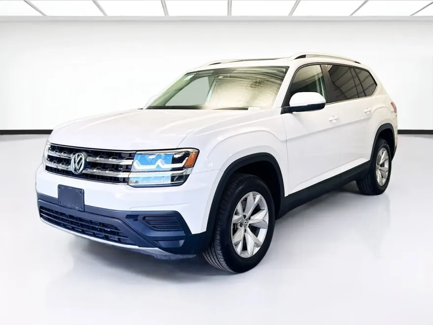 2018 Volkswagen Atlas Launch Edition photo 1