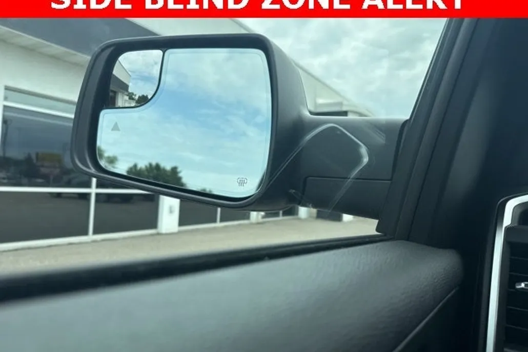 2025 Ram 1500 Big Horn photo 1