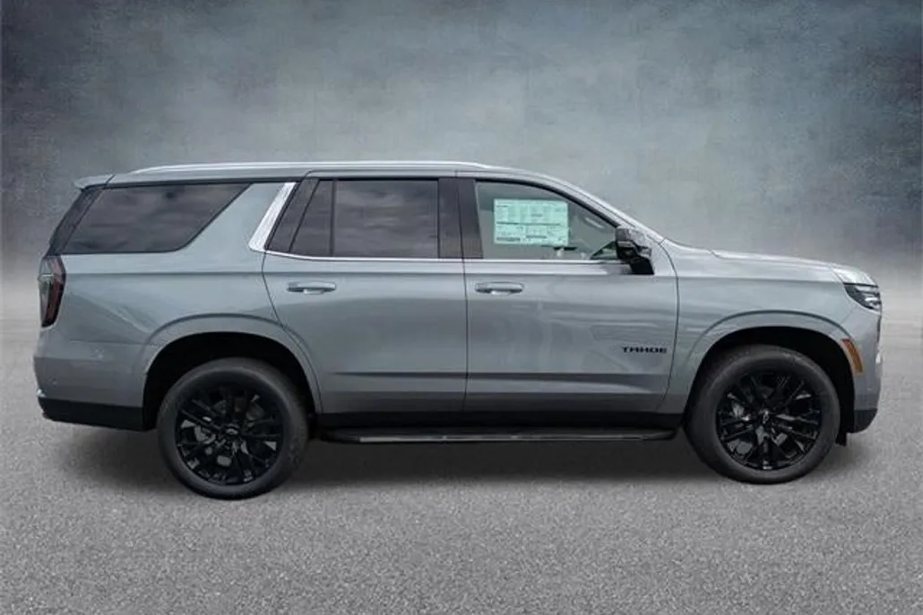 2025 Chevrolet Tahoe Premier photo 1