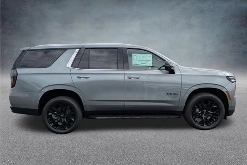 2025 Chevrolet Tahoe Premier photo 1