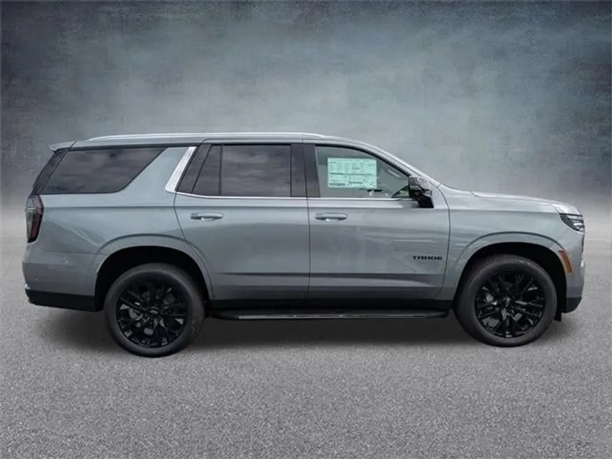 2025 Chevrolet Tahoe Premier photo 1