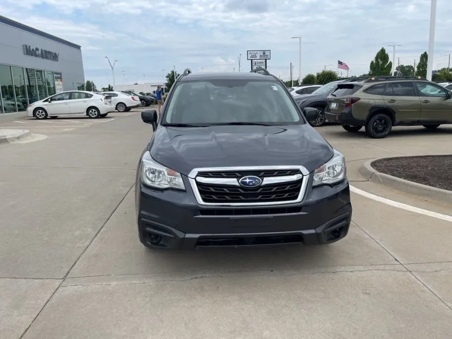 2018 Subaru Forester 2.5i photo 1