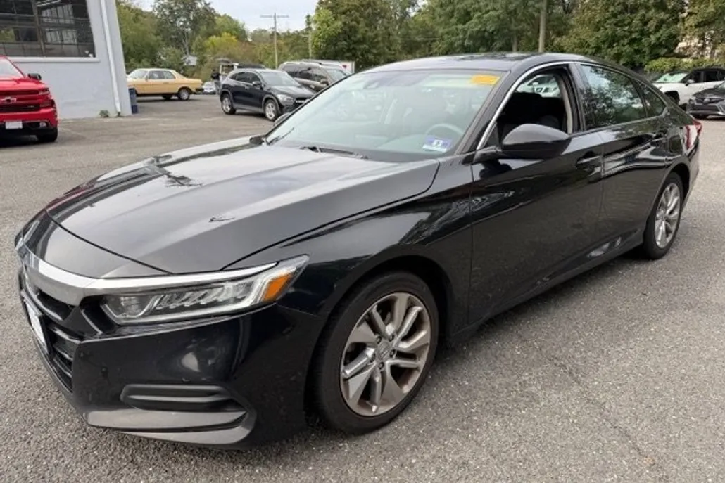 2019 Honda Accord LX photo 1