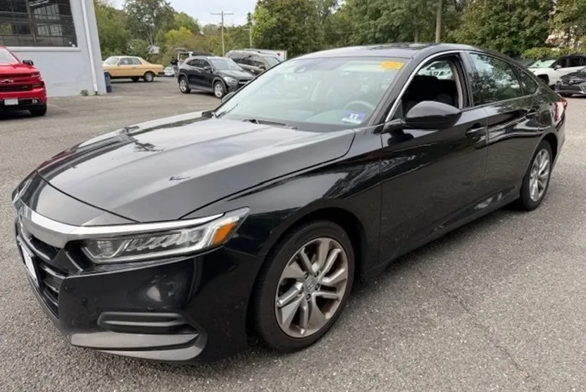 2019 Honda Accord LX photo 1