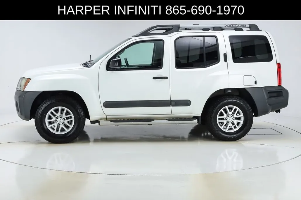2015 Nissan Xterra S photo 1