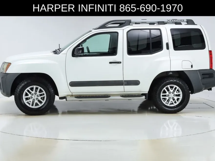 2015 Nissan Xterra S photo 1