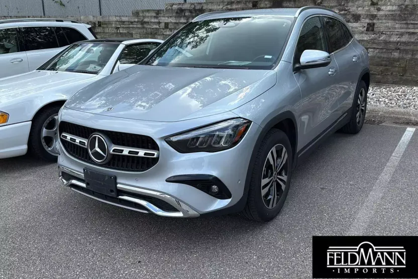 2025 Mercedes Benz GLA 250 4MATIC photo 1