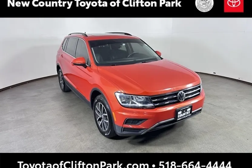 2019 Volkswagen Tiguan SE photo 1