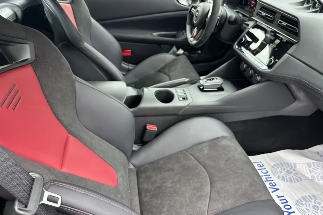 2025 Nissan Z Nismo photo 1