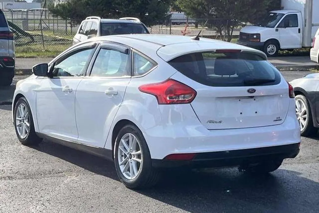 2017 Ford Fusion SE photo 1