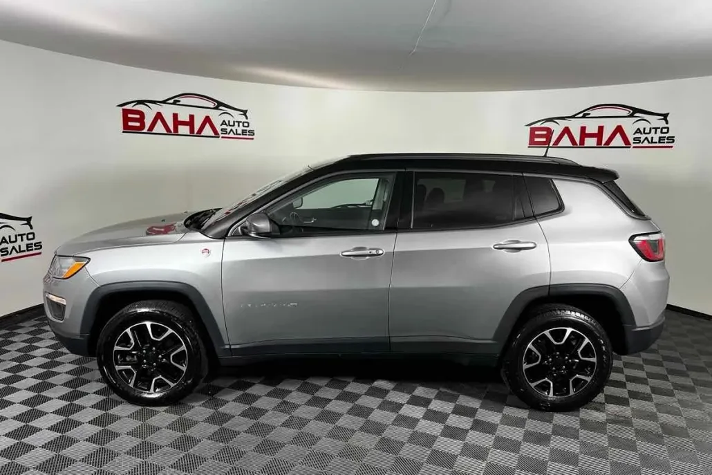 2020 Jeep Compass Trailhawk photo 1
