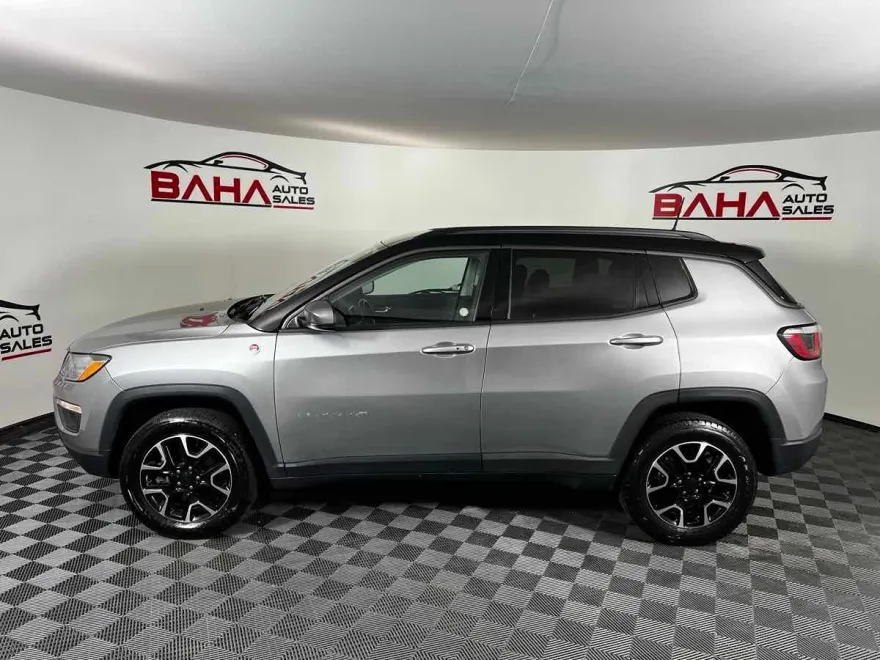 2020 Jeep Compass Trailhawk photo 1