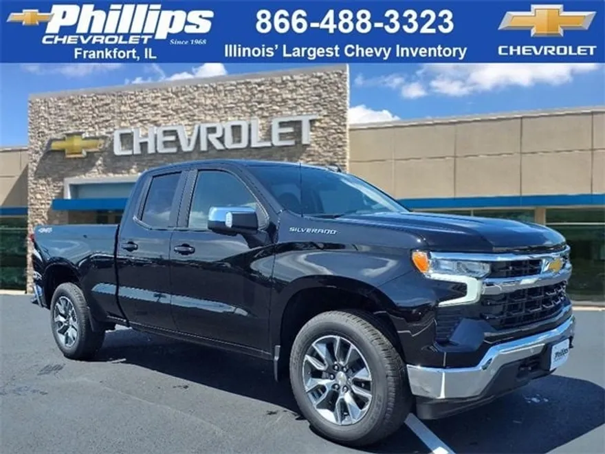 2026 Chevrolet Silverado 1500 LT photo 1