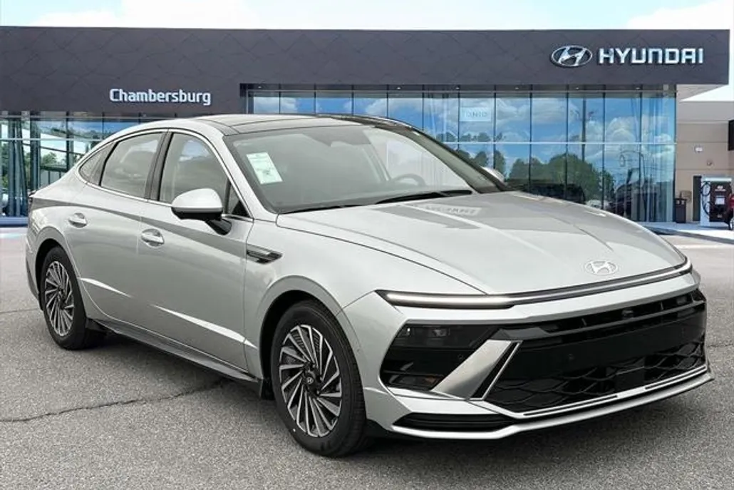 2025 Hyundai Sonata Hybrid Limited photo 1