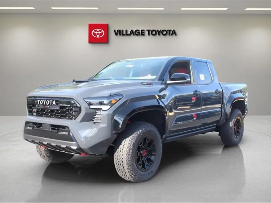 2025 Toyota Tacoma TRD Pro Double Cab photo 1