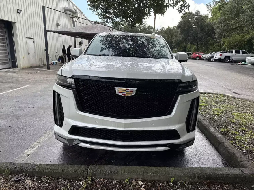 2024 Cadillac Escalade V-Series photo 1