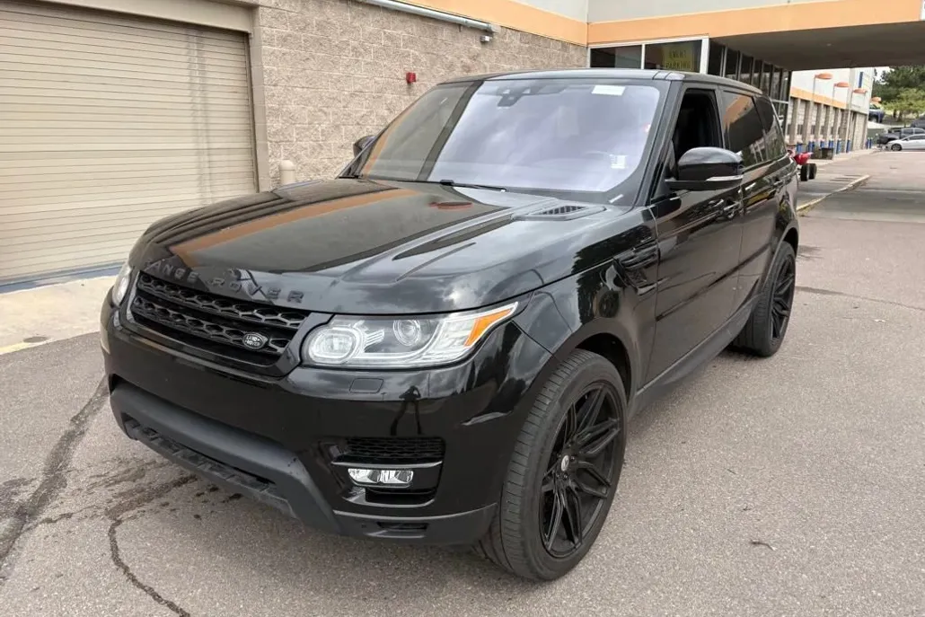 2017 Land Rover Range Rover Sport SuperCharged HSE photo 1