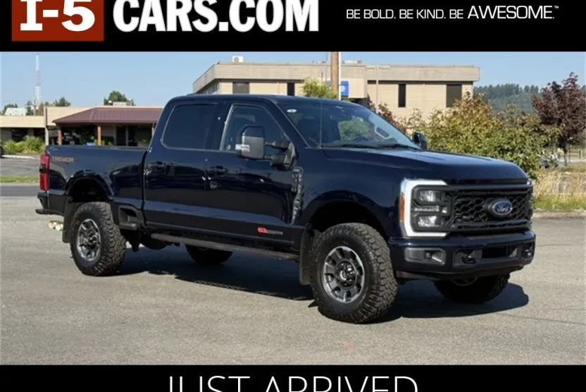 2023 Ford F-350 Lariat photo 1