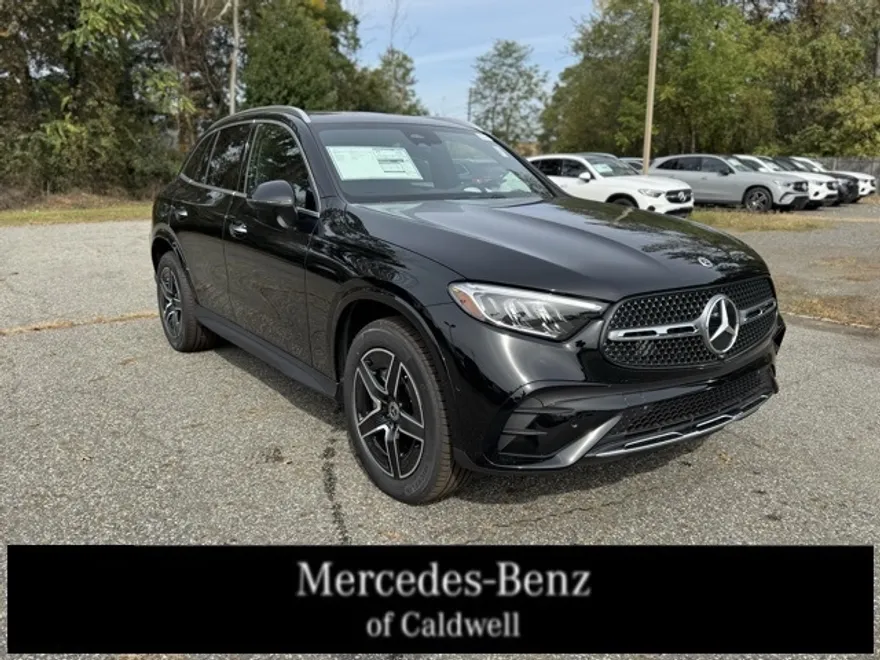 2026 Mercedes Benz GLC 300 4MATIC photo 1