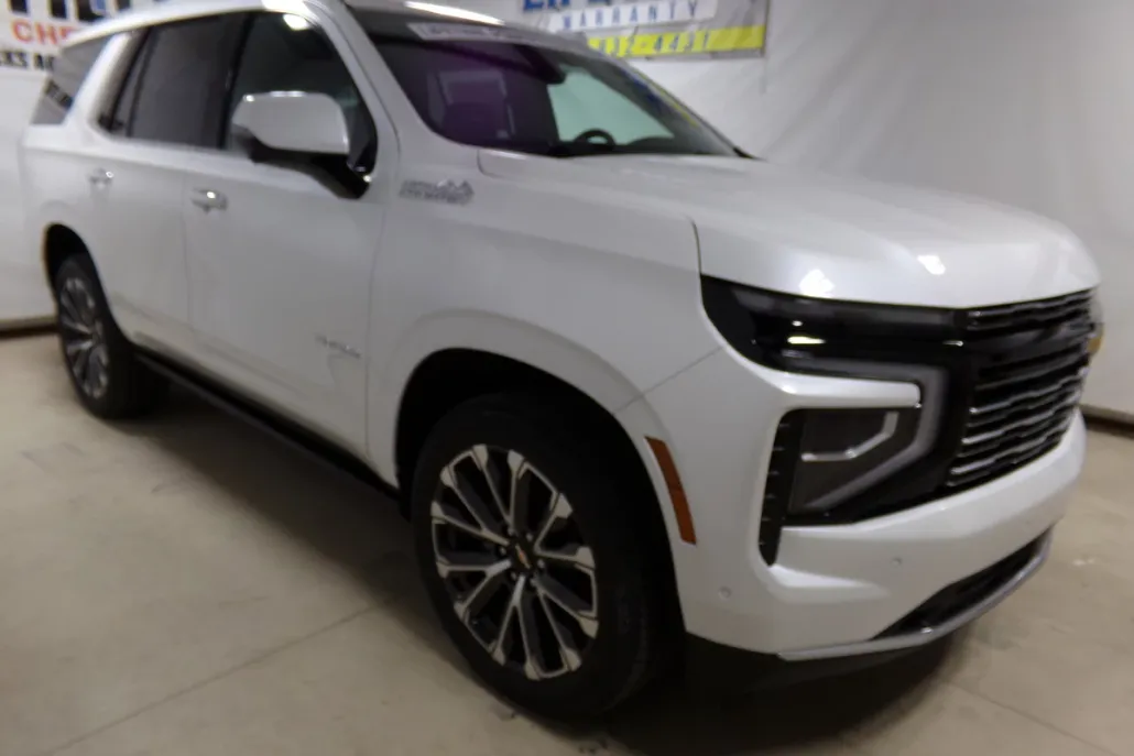 2025 Chevrolet Tahoe High Country photo 1