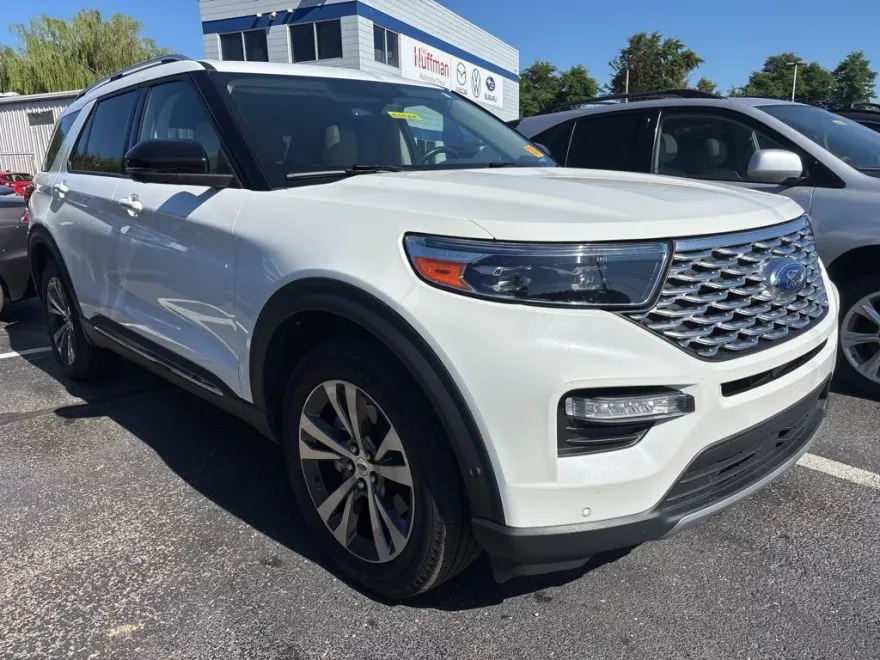 2020 Ford Explorer Platinum photo 1